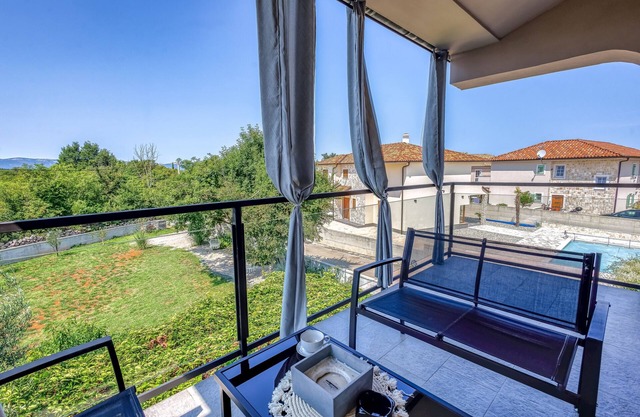 One bedroom apartment with terrace Milovcici, Krk (A-19352-a)