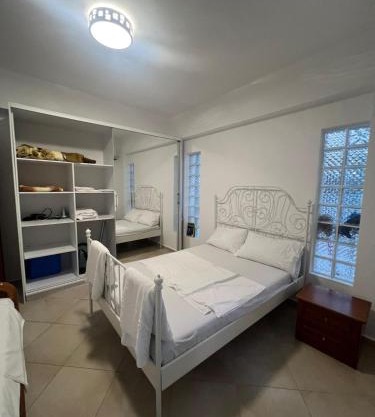 One bedroom apartment in Saranda next to the sea