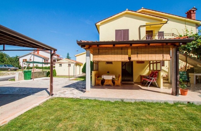 One bedroom apartment with terrace Vinež, Labin (A-11851-a)