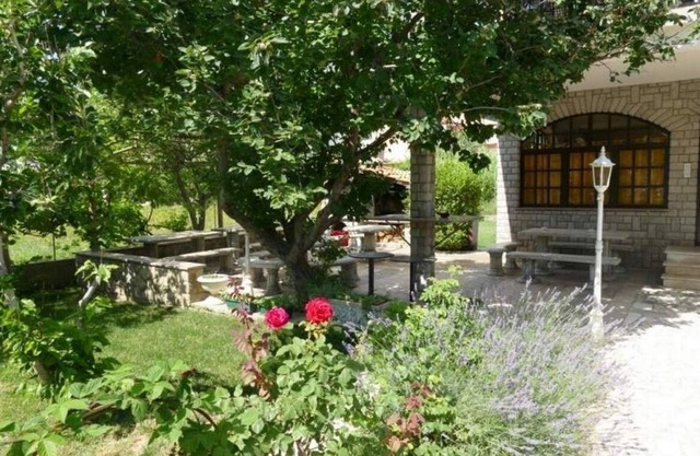 One bedroom apartment with balcony Banjol, Rab (A-22362-d)