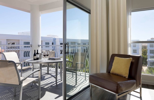 One Bedroom Corner Suite with Terrace near Theme Parks