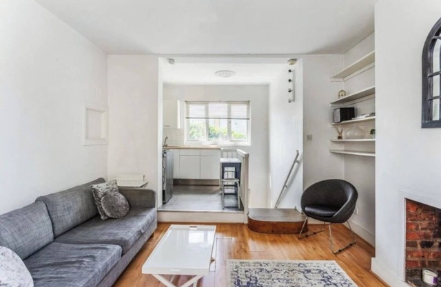 One bedroom flat with Garden