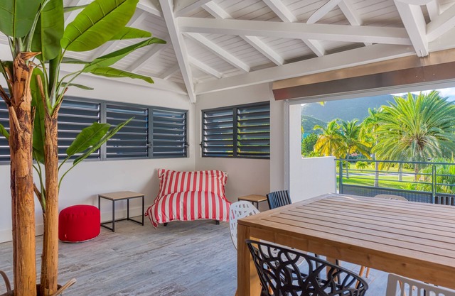One bedroom loft marina Anse Marcel