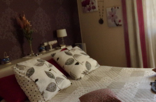 One hour from the Alps, the blue coast, the Luberon, nearby aquatic center.