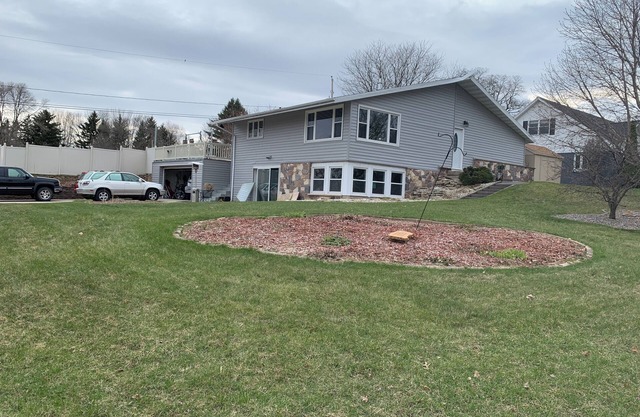 One night rentals available for draft! With in walking distance to the NFLDraft