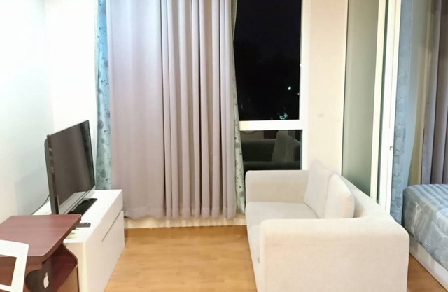 One plus condo with The walnut's room