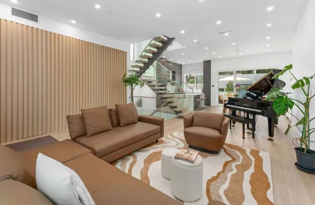 One-year New Luxury House on Vancouver West Side