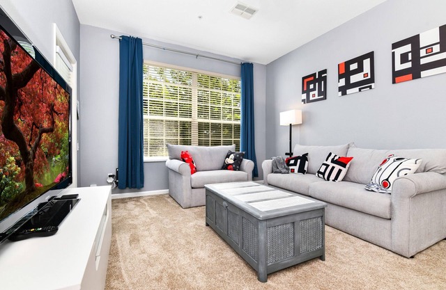 "ºoº Magic Condo: Unwind in Style, Unbeatable Value, 2024 Discounts!