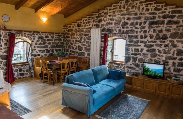 Open Space Penthouse in castle with lake view