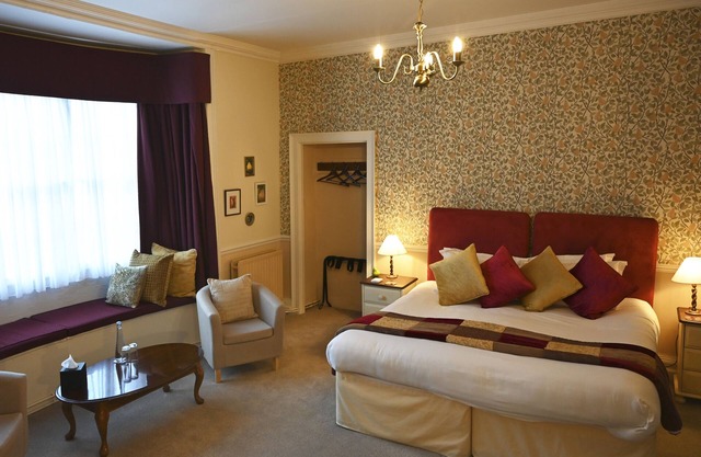 Orchard Club - Newton House