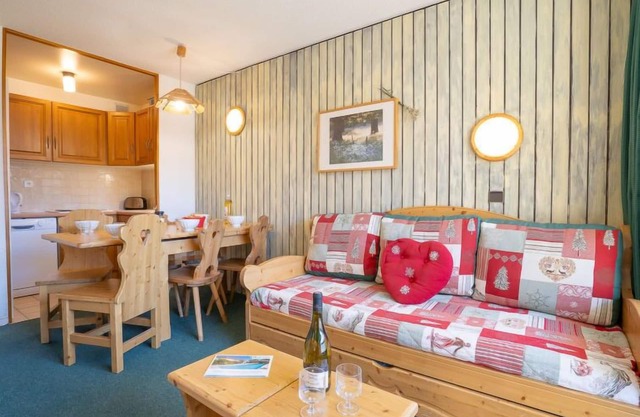 Origanes 226 by Interhome