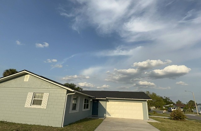 Orlando Vacation homeAway near Universal with hot/tub