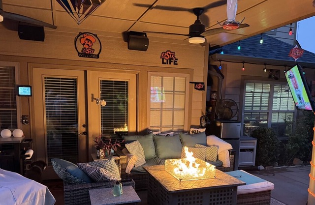 OSU Game Day Retreat - Welcoming family home with spacious back patio