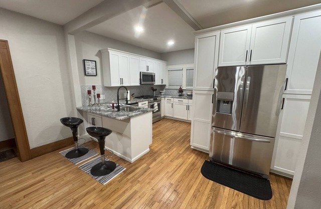 OU Campus Craftsman - Walk to Everything!