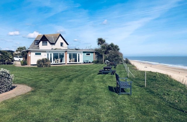 Our Hickling contemporary chalet stunning location overlooking sea & sandy beach