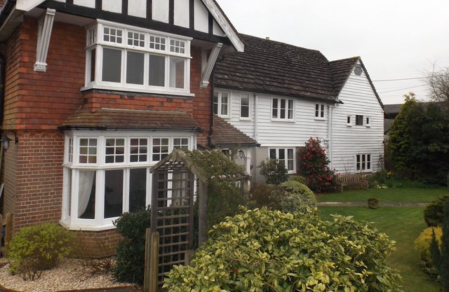Outstanding 15/16th Century listed Farmhouse. In the heart of Beautiful Sussex