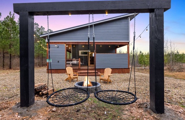 Over the Moon · Sauna & Hot Tub at Modern Intimate Escape