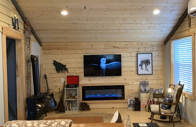 Overlook Cabin. Pet Friendly. Near Casino, Downtown