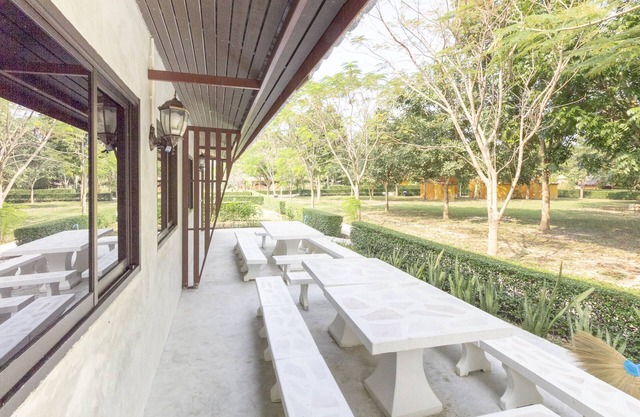 OYO 75359 Thaiburi Thara Resort