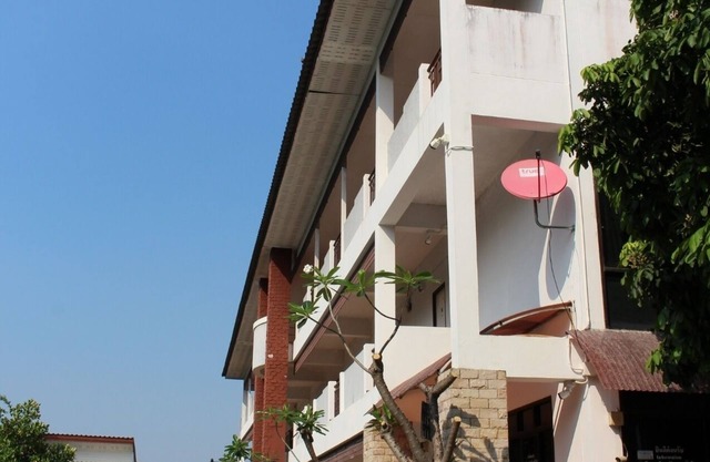 OYO 75420 Howto Hotel