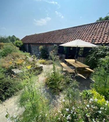 Oyster Barn sleeps six, North Norfolk