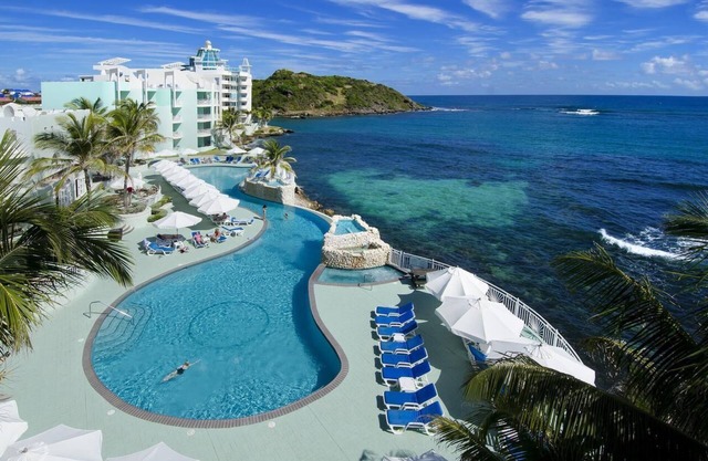 Oyster Bay Beach Resort at Dawn Beach
