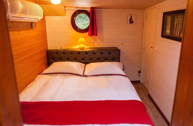 Péciche d'hôtes ' "Mirage"- Cabine Caravelle