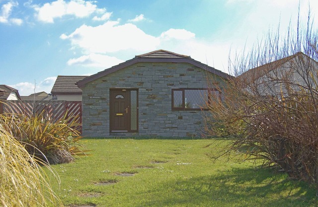 Padstow is within walking distance, and sandy beaches are close by.