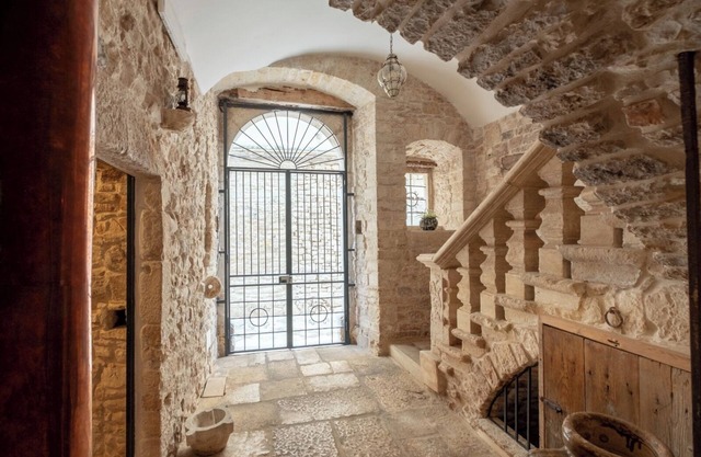 PALAZZO RIZZI DIMORA DEI TEMPLARI