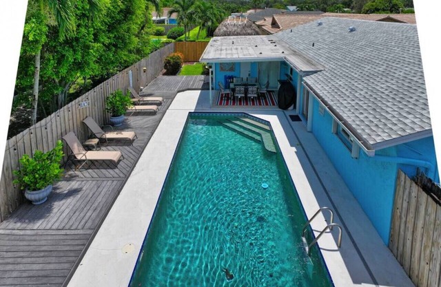 Palm Beach Aura Royale Home: Pool | Golf | Beach |