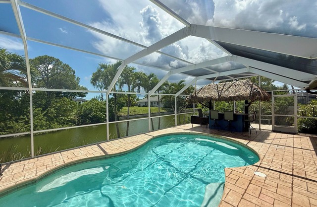 Palm Paradise Waterfront Family-Friendly Getaway in Cape Coral