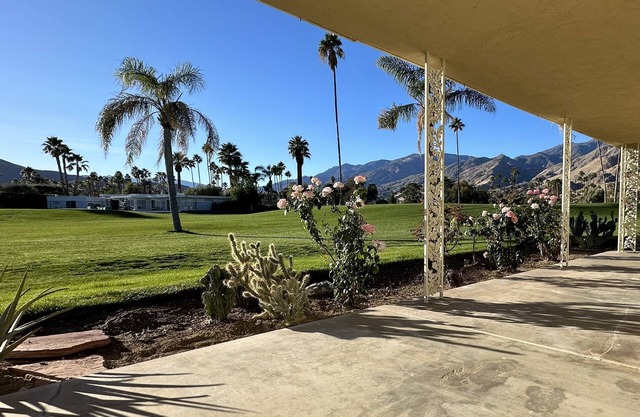Palm Springs Hideaway