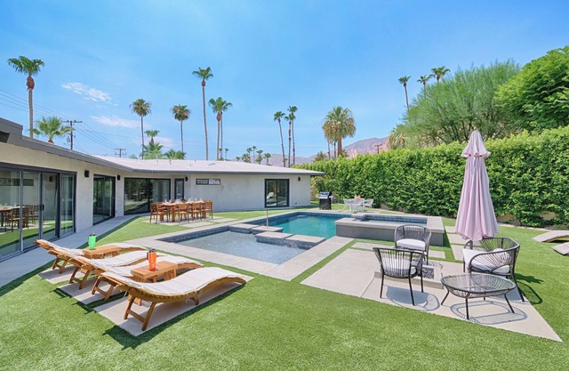 Palm Springs Modern Masterpiece