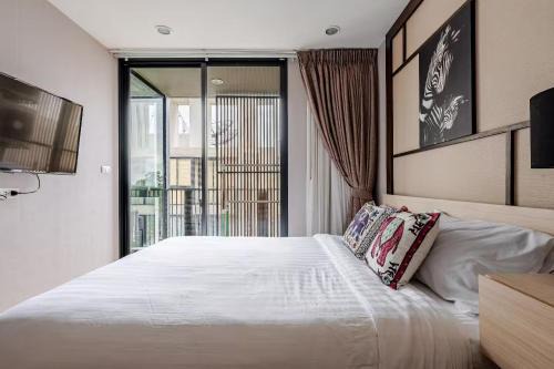 Palm Springs Nimman 810 - Deluxe 1BR Garden View near One Nimman