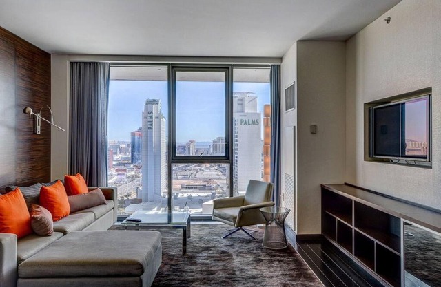 Palms Place Luxury Studio STRIP VIEW NO RESORT FEE