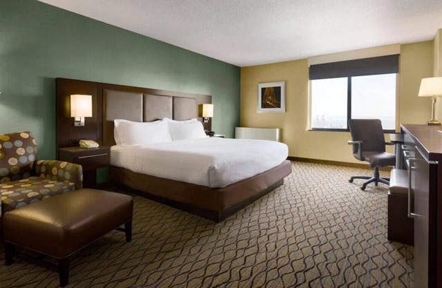Pamper Yourself in a Luxurious Escape! W/ WiFi