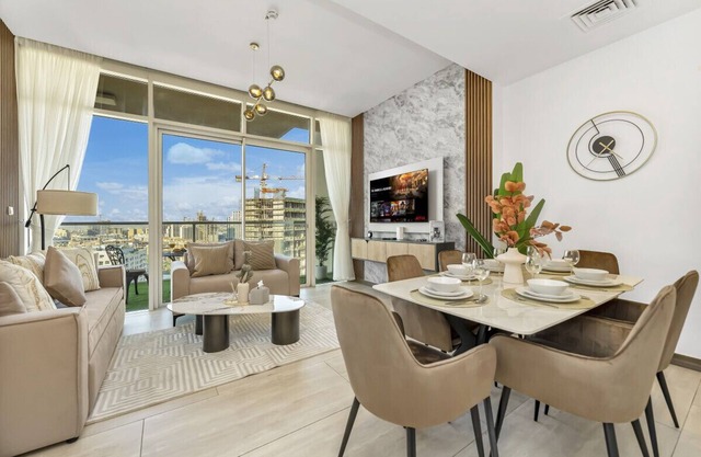 Panoramic City View l Pool | Gym | JVC | Zaya | 1B