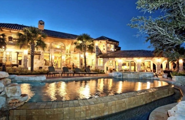 Panoramic Views! 180' of Lake Travis - Book 3 nights, get 4th half off Aug 2025