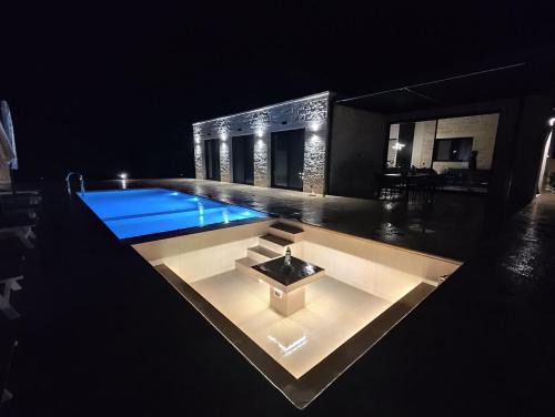 PanStel Twin Villas with private pools and jacuzzi