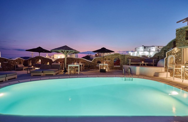 Paola's Town Boutique Hotel