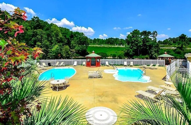 Paradise At Lake Martin