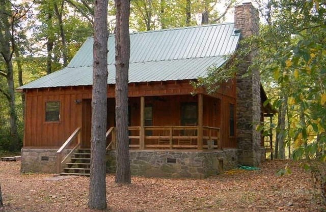 Paradise on the Little Red River - New. Excellent pricing & prime trout fishing!