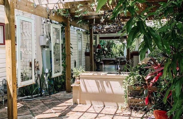 Park Place Inn and Cottages