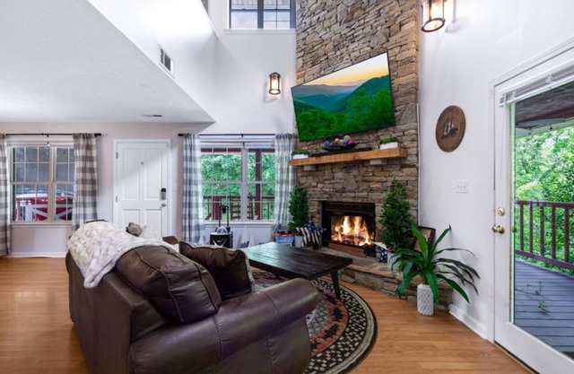 Parkway Getaway in Pigeon Forge