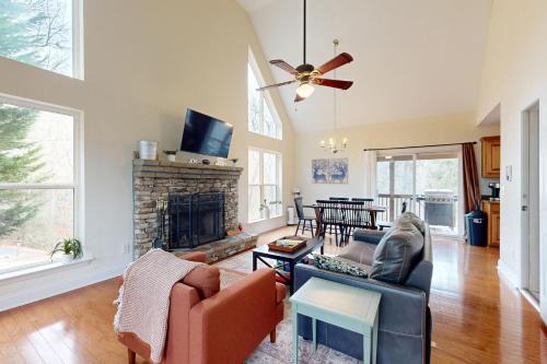 Parris in the Mountains