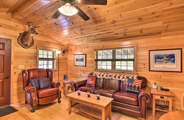 Parsons Cabin w/Fire Pit & River Access!