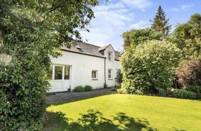 Pass the Keys | Beautiful 4BR Cottage in Stunning Rural Location