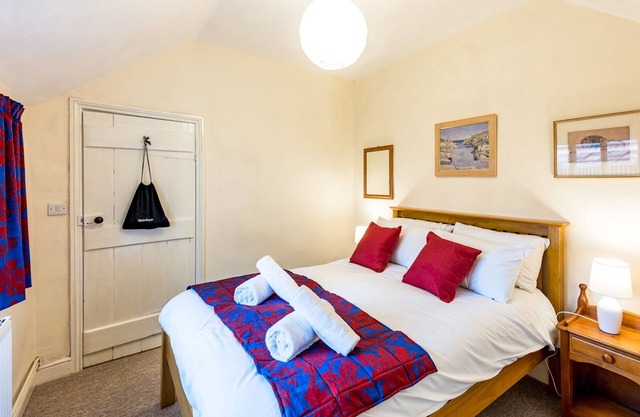 Pass the Keys | Cosy 2 bedroom Victorian Cottage