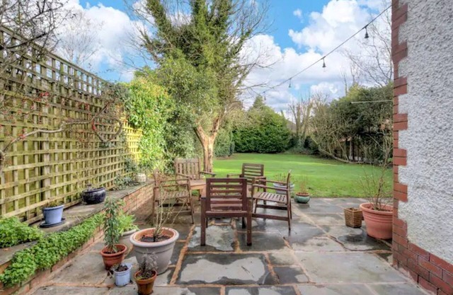 Pass the Keys | Large Family Home