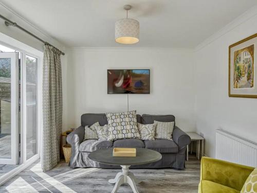 Pass the Keys Modern Manchester House with Airport Links